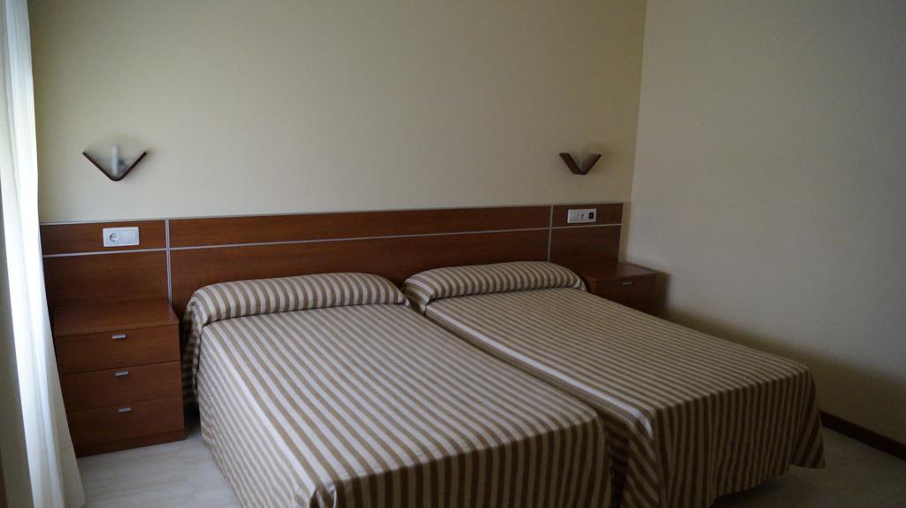 Hostal A Camelia Моания Экстерьер фото